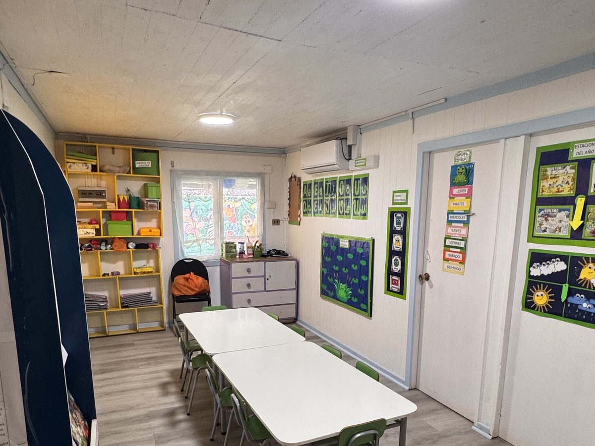 Sala de prekínder, amplia y con luz natural